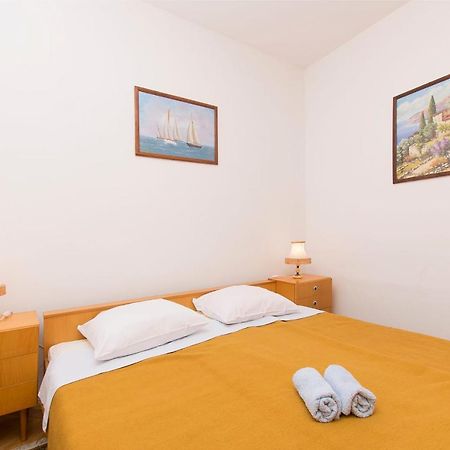 Apartments Amalija Vodice Bagian luar foto