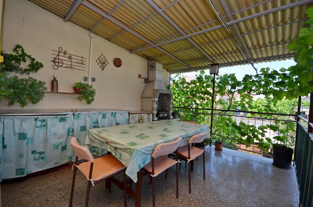 Apartments Amalija Vodice Bagian luar foto