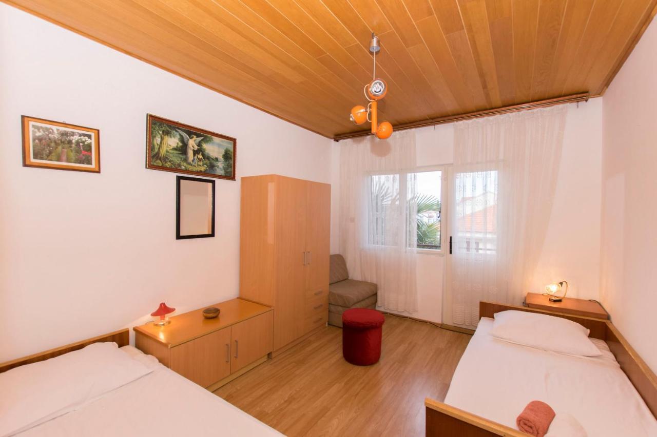 Apartments Amalija Vodice Bagian luar foto